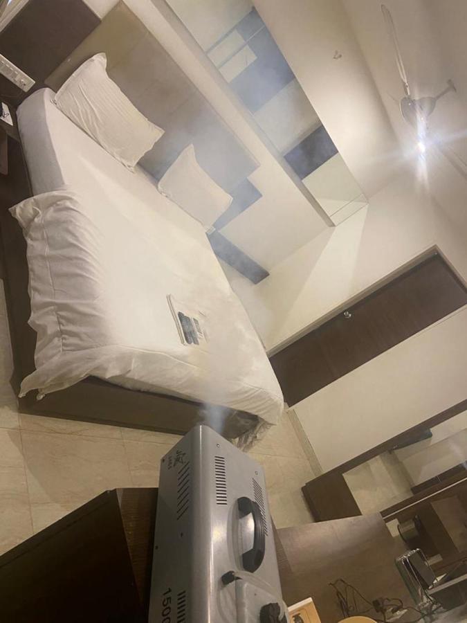 Fabhotel Prime Sky Light Вадодара Экстерьер фото